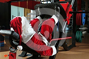 Authentic Santa Claus training in gym