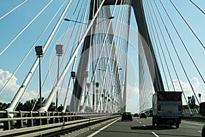 Auto Brige and cars