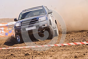 auto rally raid 4X4 sprint race.