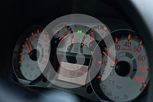 Auto velocimeter on dashboard
