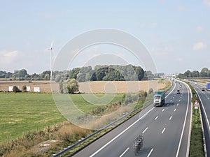 Autobahn am Tag / Freeway and Wind power