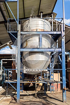 Autoclave for agave