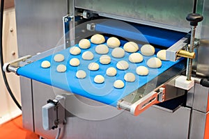 Automate Bun Making Machine factory, Bakery Bread house manufacturing.