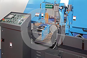 Automatic Band Saw