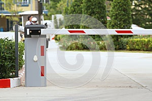 Automatic barrier gate security system