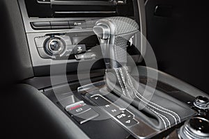 Automatic car transmission