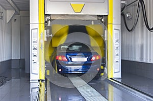 Automatic car wash