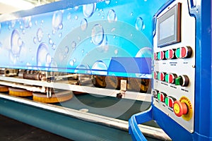 Automatic carpet washing machine