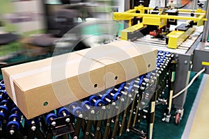 Automatic conveyor