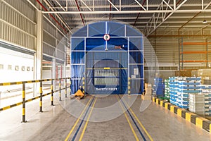Automatic door warehouse and manufacturing process