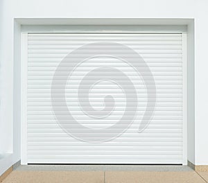 Automatic garage door