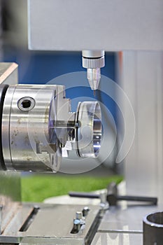 Automatic marking machine with chuck and C-Axis