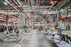 Automobile assembly line production