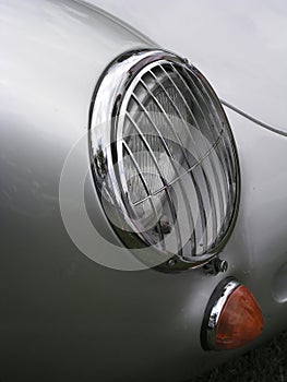 Automobile Headlamp - 1 photo