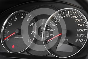 Automobile speedometer