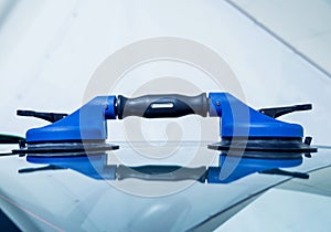 Automobilový priemysel zariadenia nahradiť čelné sklo. služba stanica 