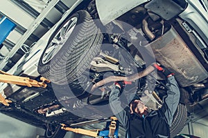 Automotive Mechanic Job photo