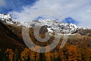 The autumn beauty of Four Girls Mountain