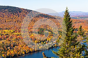 Autumn foliage in Quebec, from Mount Pinacle