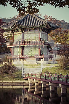 Autumn at Gyeongbokgung Palace in Seoul,Korea.