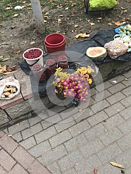 Autumn harvest is sold at a spontaneous fair. The products are for sale.