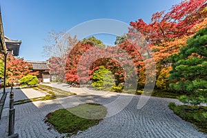 Tenjuan Temple raked gravel Rock Garden. Subtemple of Nanzenji. Located in Higashiyama, Kyoto, Japan.