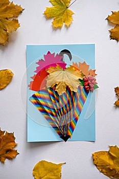 Autumn paper art crafts. Children's fall crafts and creativity. Creative Activities, Cut Paper Art, Easy Crafts for Kids