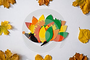 Autumn paper art crafts. Children's fall crafts and creativity. Creative Activities, Cut Paper Art, Easy Crafts for Kids