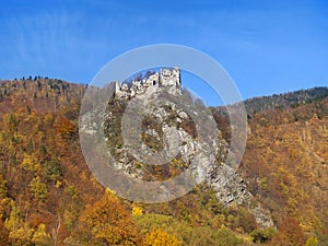 Jeseň na hrade Starhrad Strečno, Slovensko