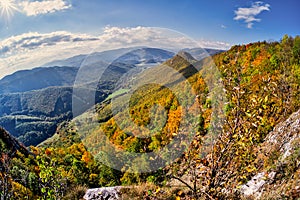 Podzimní pohled ze Siance v pohoří Muránska planina