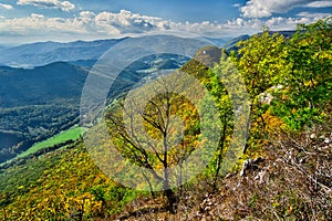 Podzimní pohled ze Siance v pohoří Muránska planina