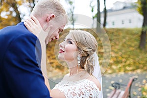 Autumn wedding emotions