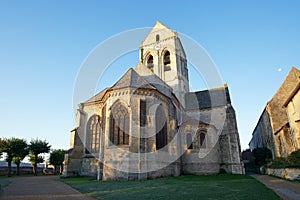 Auvers sur Oise church