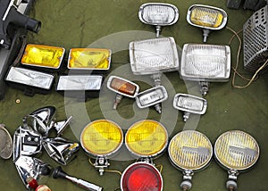 Auxiliary lamps