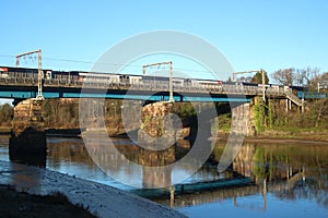Avanti pendolino electric train, Carlisle Bridge