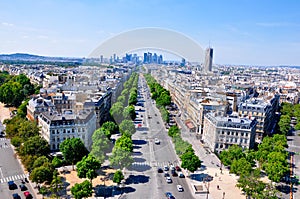 Avenue Charles de Gaulle. Paris.