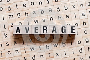 Average word concept on cubes