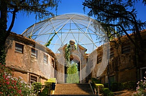 Aviary in Zoo in Rome photo