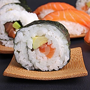 Avocado salmon sushi maki