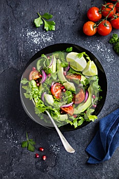   tomate a Rucola Salat. gesund mahlzeit 