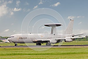 AWACS landing