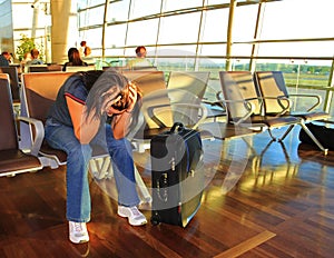 Awaiting for a late plane