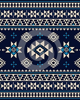 Aztec Triabl geometric seamless vector pattern - Peruvian carpet style, 8x10 format, Southwestern decor