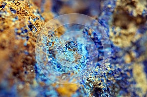 Azzurrite è un morbido profondo blu rame minerale 