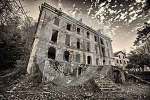 B&W image of derelict hotel at Vizzavona in Corsica