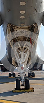 B1 bomber front landing gear