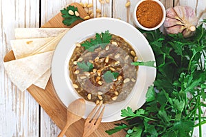 Baba ganoush - traditional arabian eggplant dip with flat bread