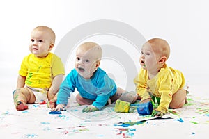 Babies painting