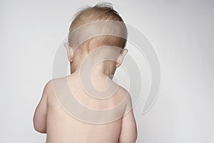 Baby (6-12 months) back view