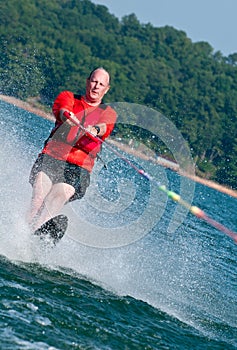 Baby boomer waterskis photo